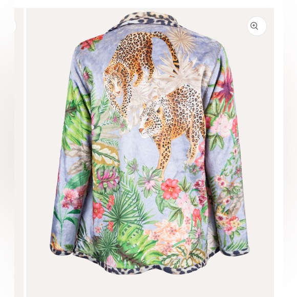 NWT Johnny Was reversible Sherpa leopard print and floral jacket. VERY ROOMY. - Picture 4 of 8